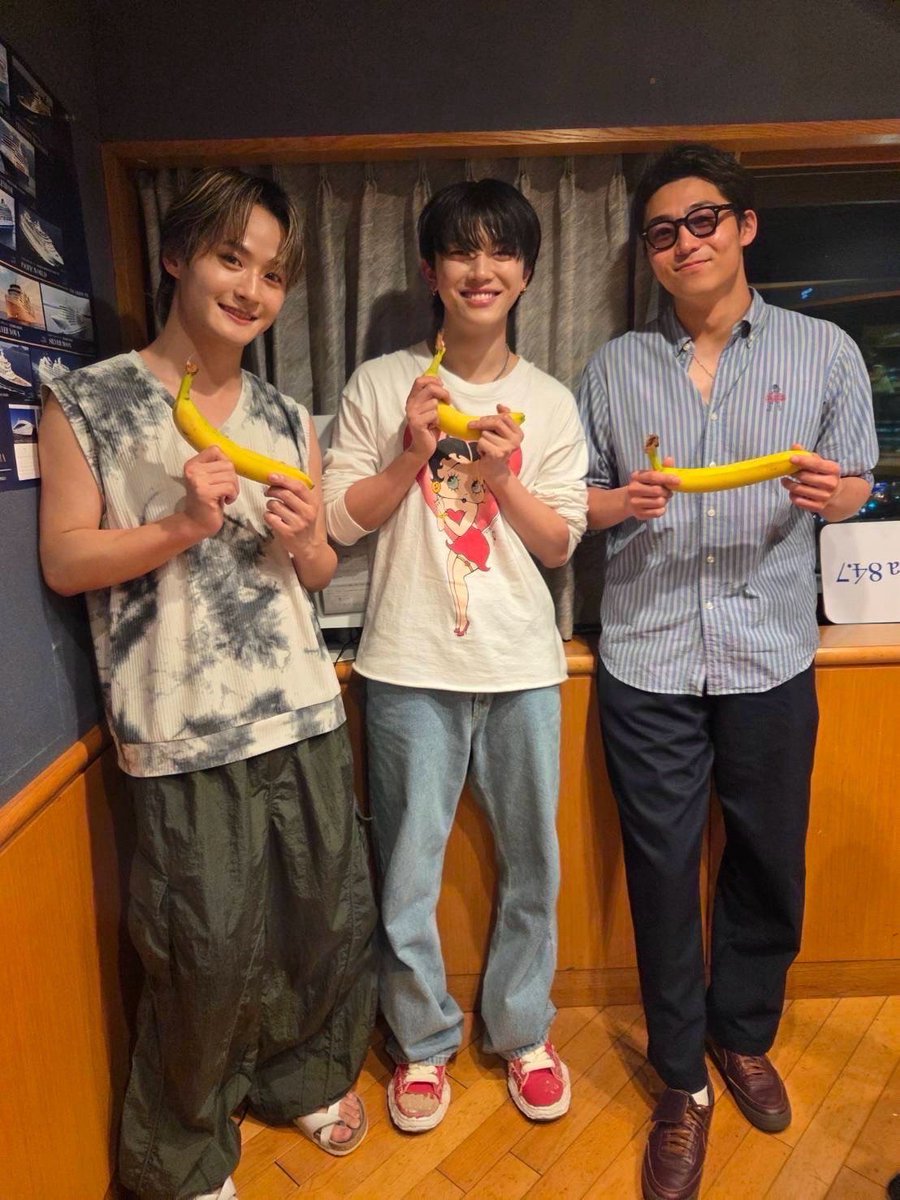 ZERO8yfm's tweet photo. 倫太郎の今週のバナナ
第３9回目🍌🍌🍌🍌🍌🍌🍌🍌🍌🍌🍌🍌🍌🍌🍌🍌🍌🍌🍌🍌🍌🍌🍌🍌🍌🍌🍌🍌🍌🍌🍌🍌🍌🍌🍌🍌🍌🍌🍌🦍🦍🦍🦍🦍🦍🦍🦍🦍🦍🦍🦍🦍🦍🦍🦍🦍🦍🦍🦍🦍🦍🦍🦍🦍🦍🦍🦍🦍🦍🦍🦍🦍🦍🦍🦍🦍
🦍
#ZERO8 #WATWING  
#八村倫太郎　 #REIJI  
#FMヨコハマ　 #NSP_820 　#DXTEEN
#寺尾香信   #平本健 https://t.co/QhzNnUFyA2