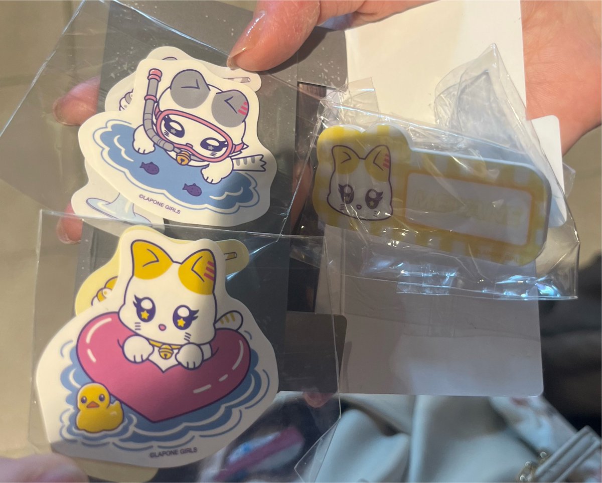 cu_nyay's tweet photo. ME:I ME:I 2nd アリーナツアー  ME:I WAY ミーアイ 交換  カプセルトイ  

【譲】
ステッカー 文寧 恵子 
ネームプレート 文寧 

【求】
ステッカー 桃奈or美羽
めじるし 桃奈or美羽

本日手渡し交換希望
入場してすぐ正面のロッカー前にいます。
お気軽にお声掛けください！
 #ME_I交換  #ME_I_交換 https://t.co/2SF3lcWGzt