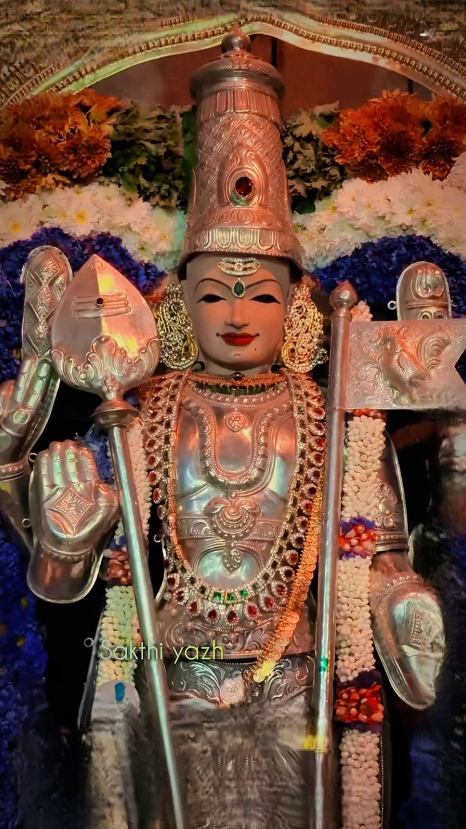 Kaalabala1's tweet photo. 🚩துன்பங்கள் நீக்கி நல் வாழ்வை தரும் அப்பனே முருகா ஷண்முக கந்தா கடம்பா கார்த்திகேயா 🚩
🦚🙏🏻🙏🏻 https://t.co/QoRn8tCEid
