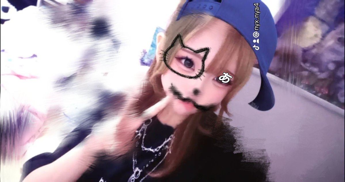 momo_utan's tweet photo. バイト休めたあ♡今日参加型配信しよかな https://t.co/gkqAdVegsm