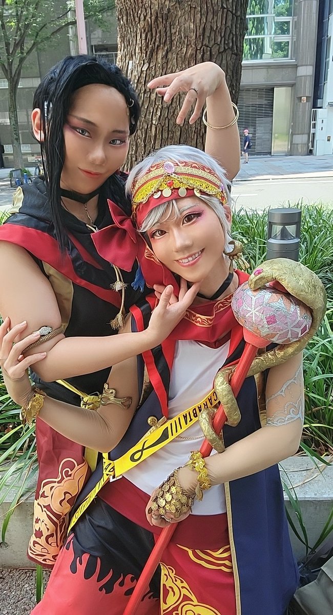 hRUdK5tlkR3pnuJ's tweet photo. 今からプリクラとりに行く～🥰
今年も薄い本の表紙作るぞ～🤣🤣🤣
#コスサミ https://t.co/21sn4D4Djx