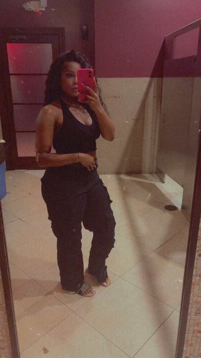 BigNisha_'s tweet photo. Cute In The Face, Heavy On The Bckside 💕 https://t.co/0e59bn97Gb