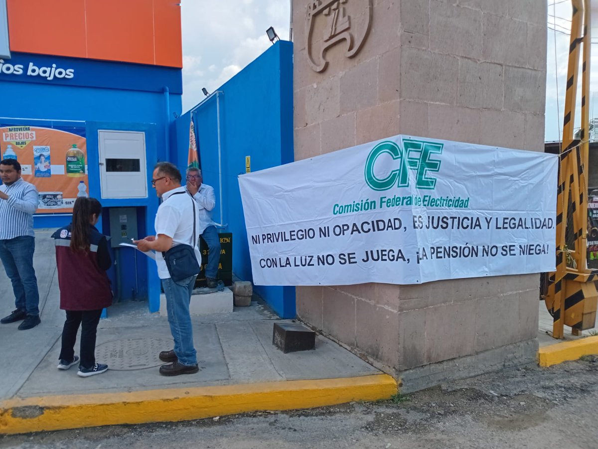 AJEOAC's tweet photo. 📢 En Huajuapan de León y Santiago Suchilquitongo, Oaxaca, se entregaron oficios dirigidos a la Presidenta de la República los días 31 de julio y 1 de agosto. Reconocemos el compromiso y la organización de nuestros compañeros. 🤝 https://t.co/6vmolHBHtT
