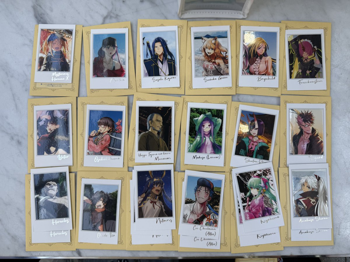 kobasann4510471's tweet photo. 【交換】FGO Fes. 復刻ポートレイト
譲: "under the same sky" ポートレイトコレクションB(写真参照)

求:2024B葛飾北斎、
"OVER THE SAME SKY"葛飾北斎.宮本武蔵
"under the same sky"葛飾北斎

本日、現地手渡しのみです。 https://t.co/Zh52NJqkQ7