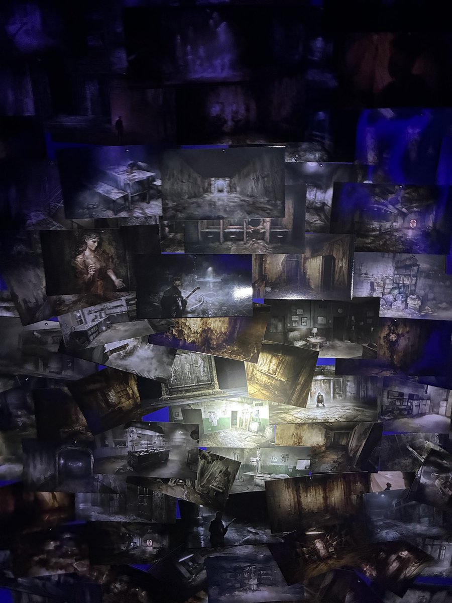 henly21sky's tweet photo. 人間ドック帰りにSH2の展示✨
【EXHIBITION OF SILENT HILL 2】
フラッシュライト🔦で照らしながら見る展示の雰囲気...👏優勝🏆 https://t.co/QHY780GvvW