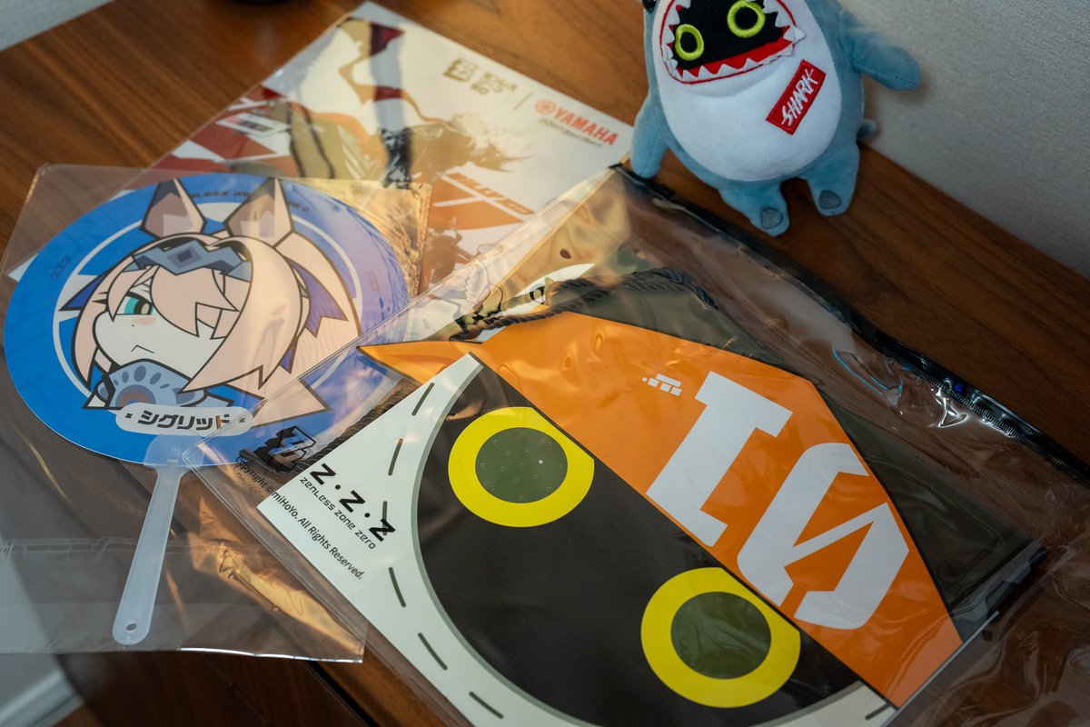 notohiro's tweet photo. @natsume0v0 戦利品たち。限定の千夏ちゃんアクスタ買えてよかった・・・。
#ゼンゼロ2周年
#ゼンゼロ記念イベント https://t.co/KsdkfYznRt