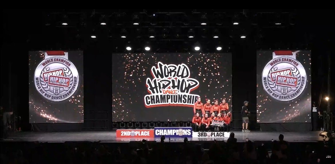 Satopippi3's tweet photo. #HHI
#ラウール
#Bumpy

表彰式は名前呼ばれたらステージ裏から出てくるパターン
瞬間の表情は　#それスノ　オンエアを楽しみにしよう https://t.co/Dk9VEnuPvJ