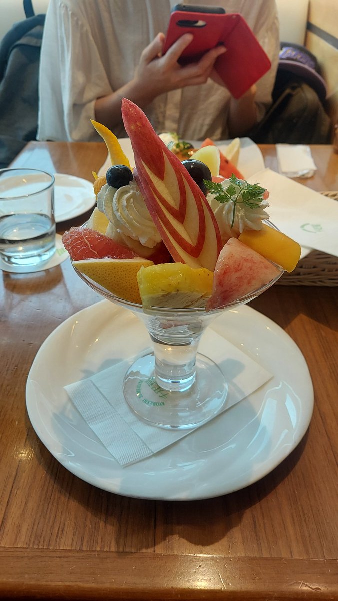 mtmt_666's tweet photo. 千疋屋に来ました https://t.co/X4cRznyMrr