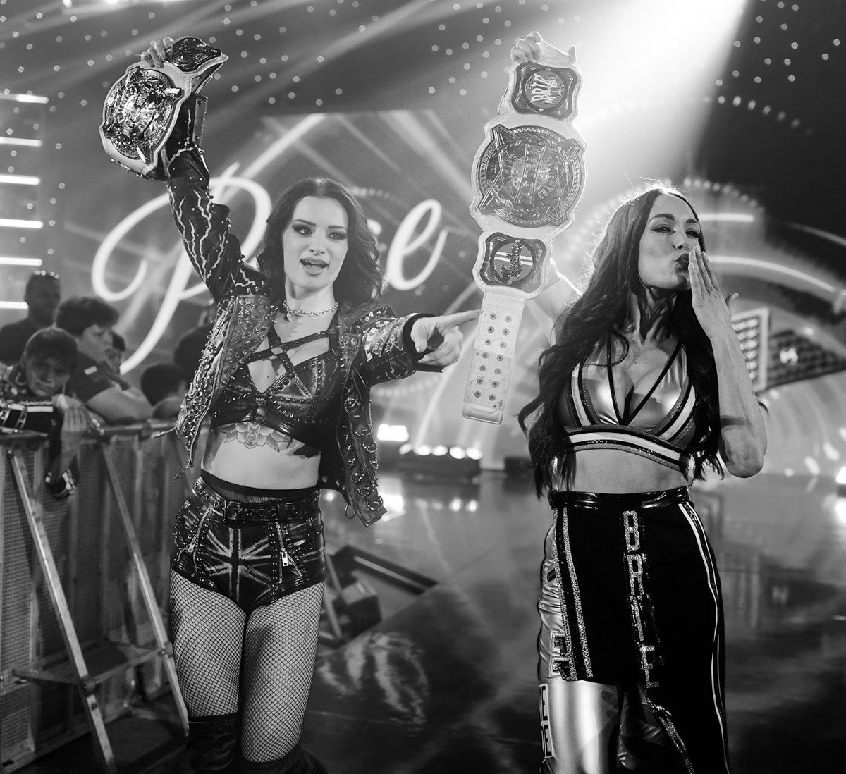 Leahs_Era's tweet photo. Rip Scream Mode😭💔
#Paige #Saraya #BrieBella #Summerslam #WWE
#Screammode #wrestling #fyp #foryoupage
@Saraya @NikkiAndBrie https://t.co/eW4eMOsEPs