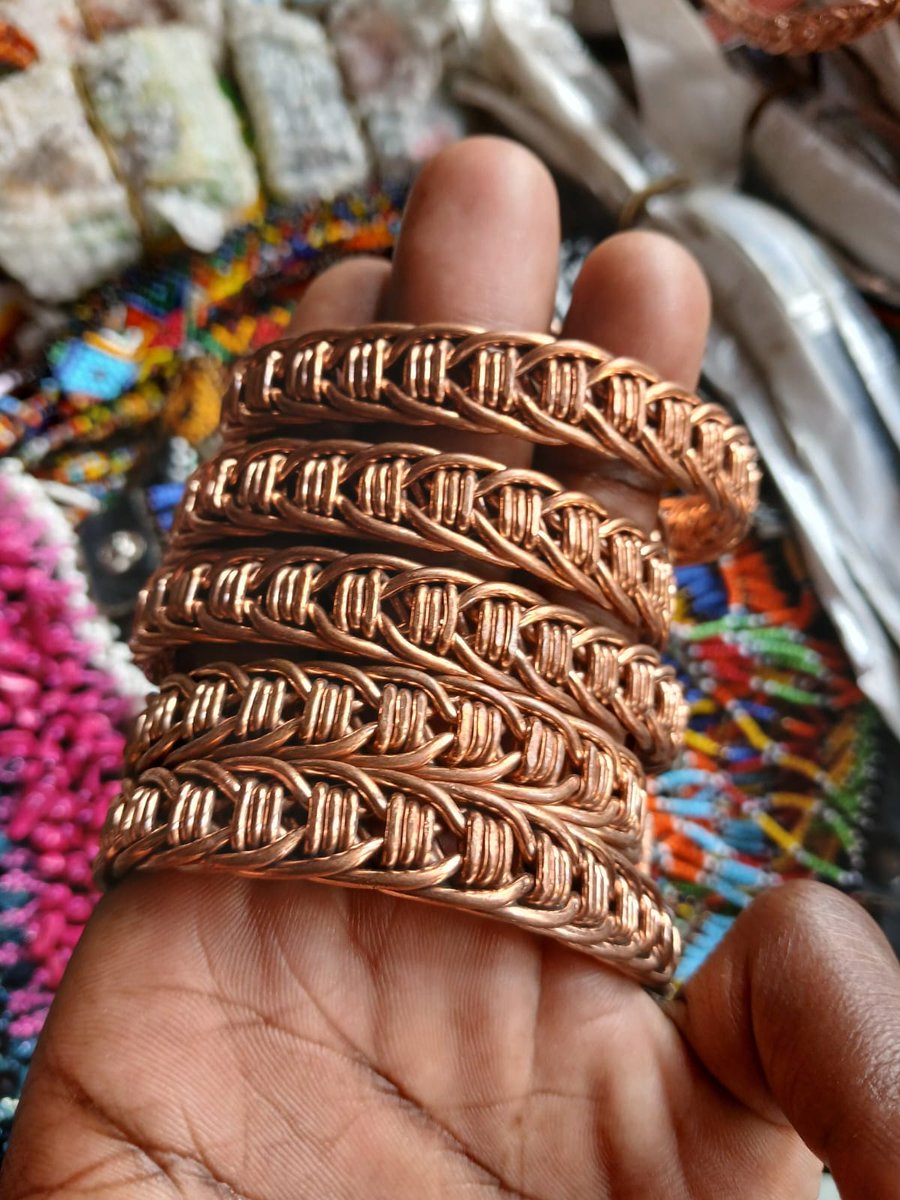 nziokamul1's tweet photo. Copper is critical for a conscious way of life.
You need it to balance bodily energy, to purge negative and replenish positive energy.
If you work indoors for majority of the day and don't get enough sunlight, you need a coper bracelet to regulate your vibe. https://t.co/JeZaNUTZUx