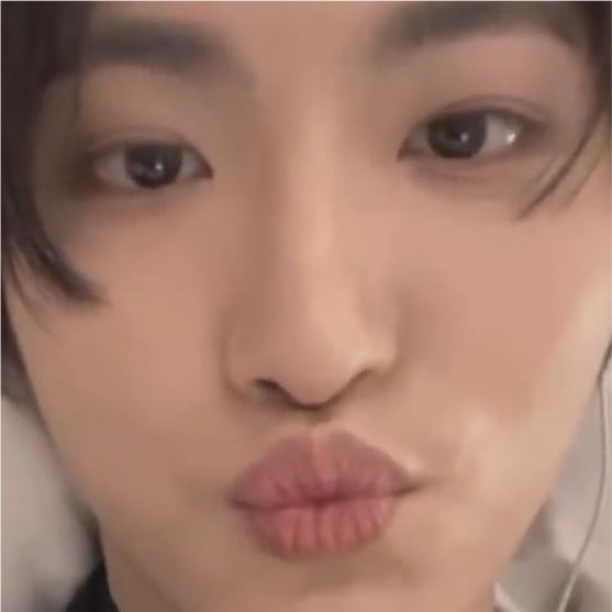 joongztars tweet picture