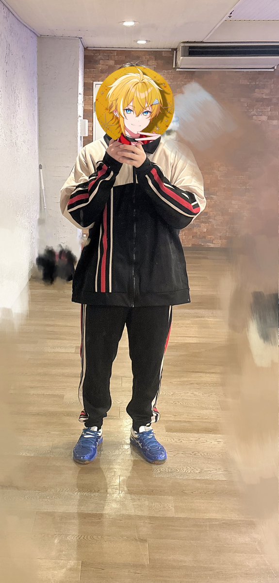 Ene_Mahiro's tweet photo. 半年で－21キロやせたんだけど、
きっかけは応援してくれる大好きな君や親にまで色んな声が届いちゃった事だった。

好きでいてくれてる君に悲しいことなんか届けたくない!って思って頑張れたんだ

まだまだこれからも頑張らなきゃいけないことだらけだけど一緒に歩んで行きたいと思ってます！ https://t.co/feWGlqLqXP