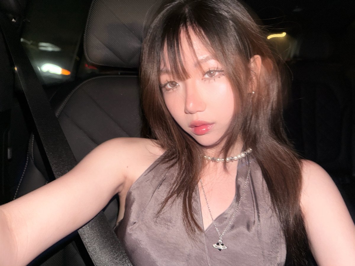 aryminh's tweet photo. take me for a ride? https://t.co/vYNL6Xu8Yx