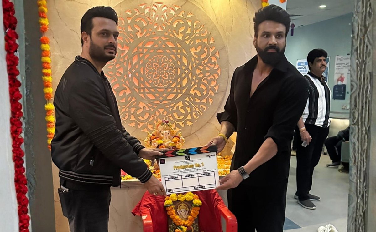 taran_adarsh's tweet photo. REMO D'SOUZA DIRECTS TIGER SHROFF IN NEERAJ TIWARI'S ACTION FRANCHISE – ELVISH YADAV MAKES BOLLYWOOD DEBUT – SHOOTING BEGINS... #TigerShroff headlines Aagaaz Entertainment's Production No. 1 [title yet to be announced], an action franchise directed by #RemoDSouza.

Also starring #AbhishekBanerjee, the film marks the Bollywood debut of #ElvishYadav... The ensemble cast also includes Nushrratt Bharuccha and Pashmina Roshan in pivotal roles.

Conceived, developed, and produced by #NeerajTiwari, the film is produced by Viccky Jain, Neeraj Tiwari, Vishal Gurnani, Juhi Parekh Mehta, and Mukesh Gupta.

The film is being produced under the banner of Aagaaz Entertainment, VJ Frame Films, and Insomnia Films.

Shooting has commenced.