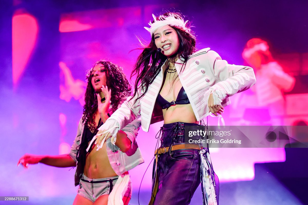 JennieDCGallery's tweet photo. 260802 #JENNIE headlines the 2026 Lollapalooza in Chicago ─ getty images https://t.co/fOli1YHfax