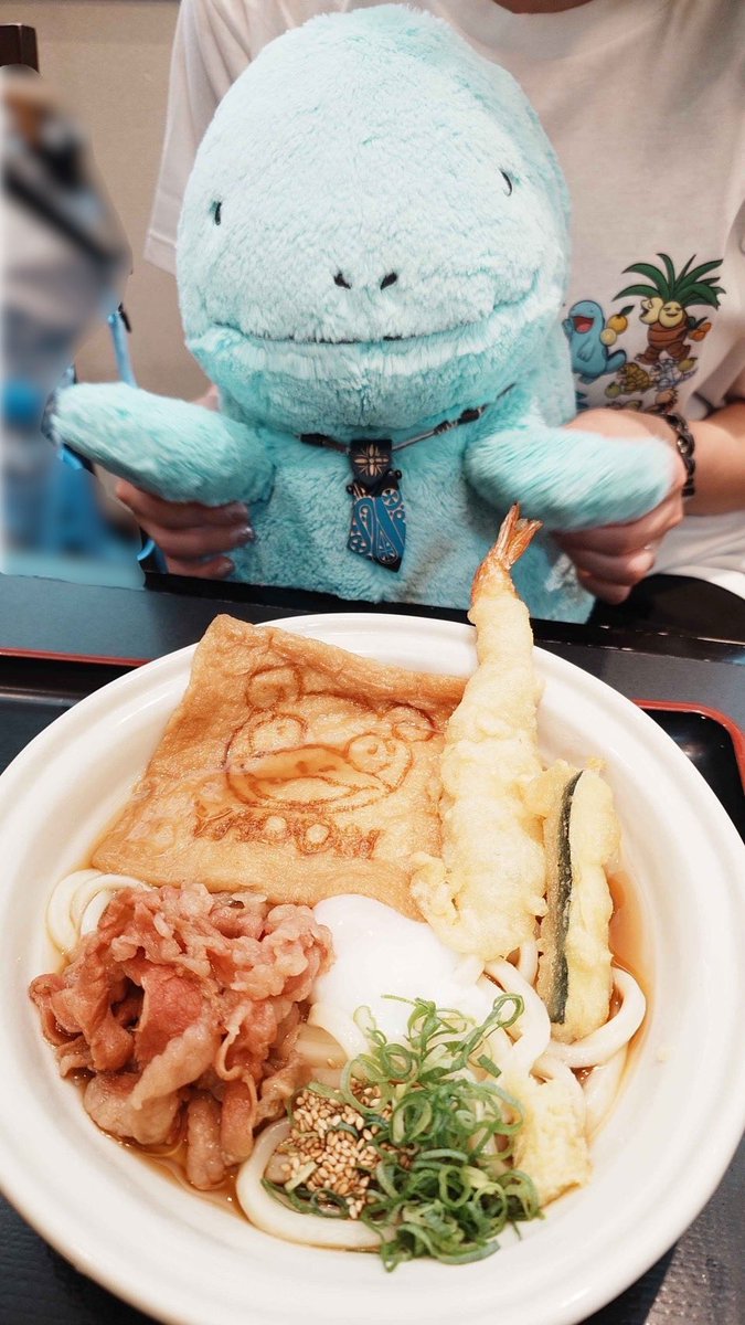 IkyuuQ's tweet photo. ヤドンのお揚げのうどん食べたぬ
お揚げに出汁がしみしみで美味しかったぬ😋 https://t.co/gW2pbdLiu3