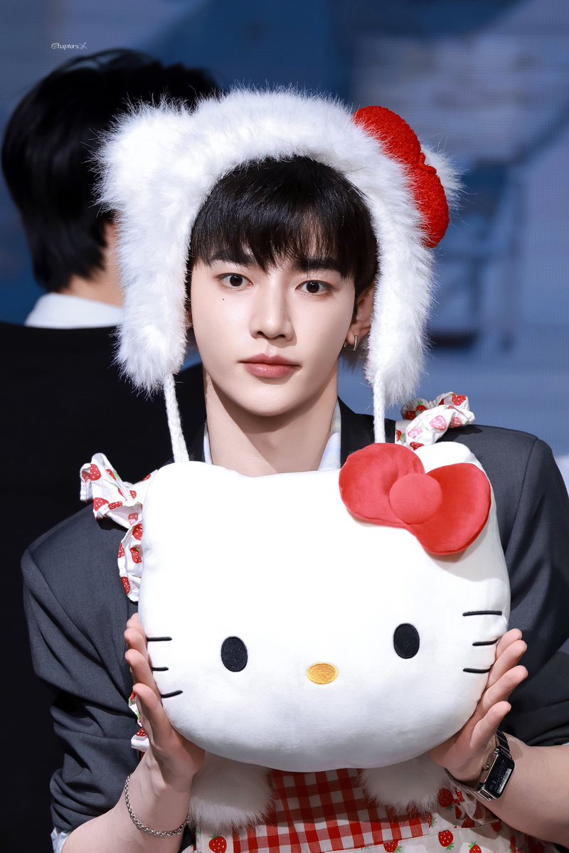 jjang_HAO__'s tweet photo. 산리오와 장하오의 조합은 언제나 좋다୧⃛՞•ﻌ•՞୨⃛ https://t.co/Oc95WojXTv
