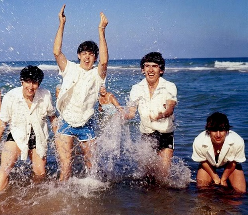 BeatlesArchive2 tweet picture