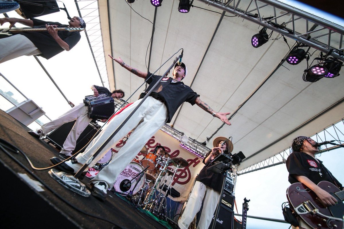 THE_CHERRYCOKES's tweet photo. 【DONG CHANG CRUISE 2026】
2026/08/01 #チェリコ #DCC2026
📸7️⃣
photo by watanabe"KOOL"syo
@85ride_kool 

【Next gig】
2026年8月9日(日)
@SHIBUYA GARRET
「NO REGRETS」
•THE CHERRY COKE$
•JUNIOR
•ONE TRACK MIND

OPEN 18:00 / START 18:30
ADV ¥3500 / DOOR ¥4000
https://t.co/jWDqL89Li6