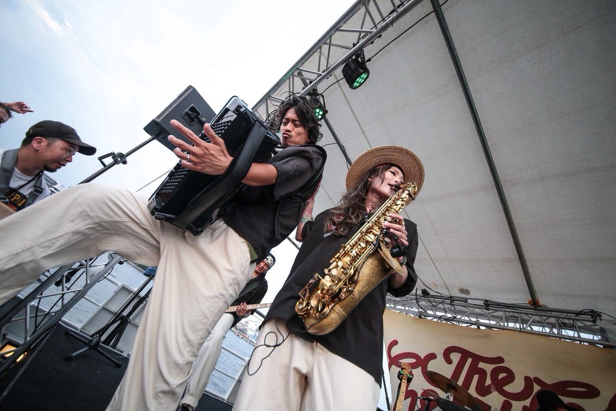THE_CHERRYCOKES's tweet photo. 【DONG CHANG CRUISE 2026】
2026/08/01 #チェリコ #DCC2026
📸7️⃣
photo by watanabe"KOOL"syo
@85ride_kool 

【Next gig】
2026年8月9日(日)
@SHIBUYA GARRET
「NO REGRETS」
•THE CHERRY COKE$
•JUNIOR
•ONE TRACK MIND

OPEN 18:00 / START 18:30
ADV ¥3500 / DOOR ¥4000
https://t.co/jWDqL89Li6