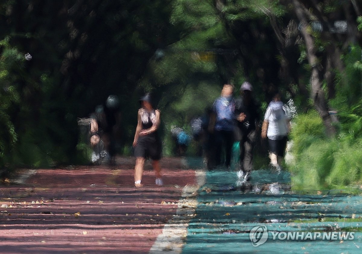 yonhaptweet's tweet photo. 서울 전역 폭염경보·열대야주의보…시, 쪽방·고령층 특별관리
https://t.co/MF2wyS1rNn https://t.co/7nCBhiQjwe