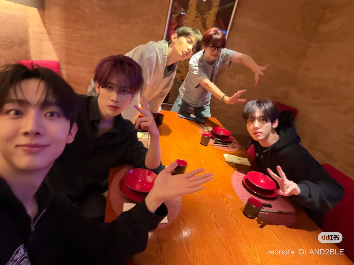 RICKYGLOBAL_'s tweet photo. [📷] 260730 — AND2BLE XHS Update with #RICKY 

⏰

🔗 https://t.co/v0eRVm8hQP

#리키 #沈泉锐 #リッキー #AND2BLE #앤더블 https://t.co/SIYoedJvgG