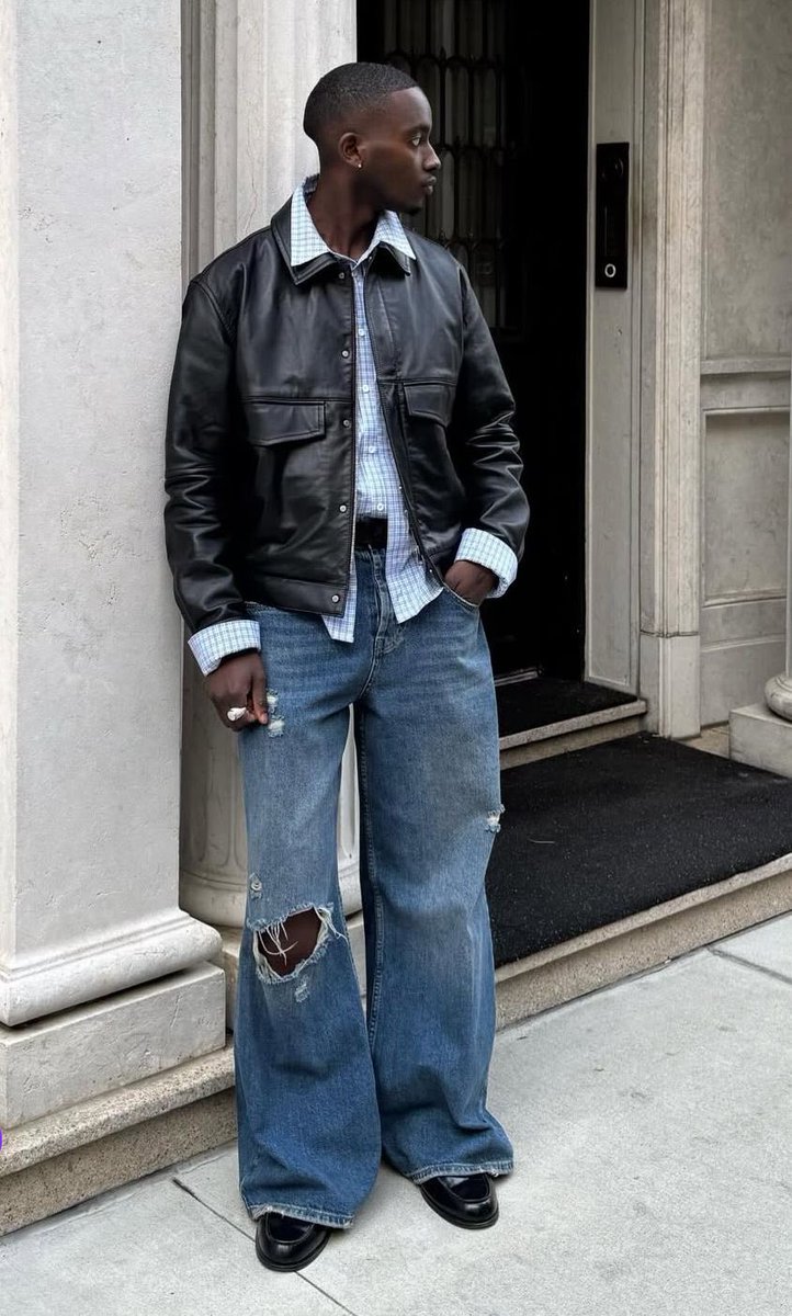 wavyset's tweet photo. I can’t wait for it to get cold so I can dress like this https://t.co/kwUIeeHQdO