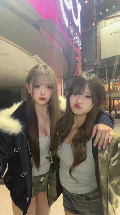 _t_t_t_3rd's tweet photo. エロい雌で下品なオナニーするっ💢💢💕💕オカズなんでもいいからっ💕ひたすらチンポのことだけ考えてバカになれる奴dmきてっ💢💕一緒にエッグいのしよ💕💕
#オナペ　#おなぺ　#逆さ
#鳥　#連れオナ　#ホモコキ https://t.co/Jo5MJylnaC