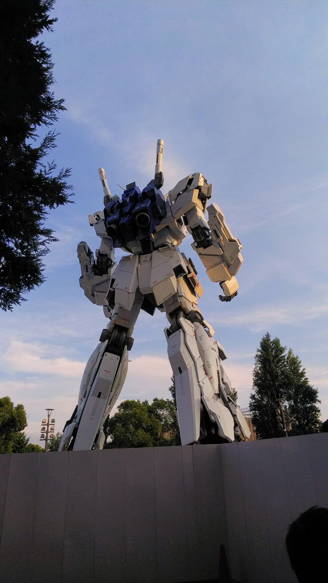 kei_drive's tweet photo. そっかー、ユニコーンの展示終わるのかぁ
終わる前にまた見に行きたいけど行けそうもない気がしてる https://t.co/oKgNgex37P