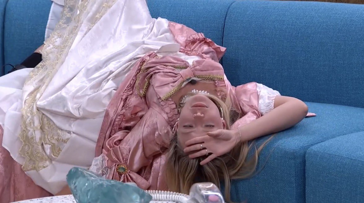 melbrown00's tweet photo. Melody LMAO
#BB28 https://t.co/ghSpgHEvxF