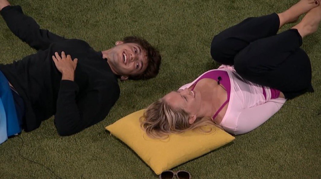 BBdrewlody's tweet photo. goodbye goodbye goodbye you were bigger than the whole sky #bb28 https://t.co/BbNWx1JPRR