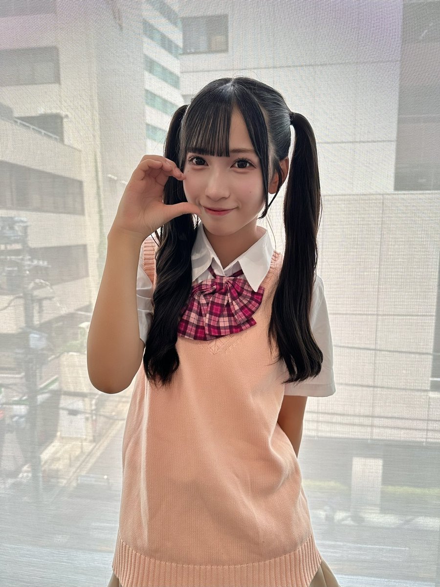 kou_aq's tweet photo. TOKYO GIRLS GIRLS extra!!
#sasanqua船橋 さん
歌い方うっま👏フレーズ毎に聴き取りやすく耳心地いい
ステップや腕と手の所作がキレイで大きく見えた
独自の世界観持ってて良😉

特典会
K(ここちゃん、久々だ､､､緊張する(； •̀ ~•́ ))
こ「覚えてる」
K「✧*。(ˊ▽ˋ*)✧*」

ビラ配り頑張ったね https://t.co/LIacHNIFaq