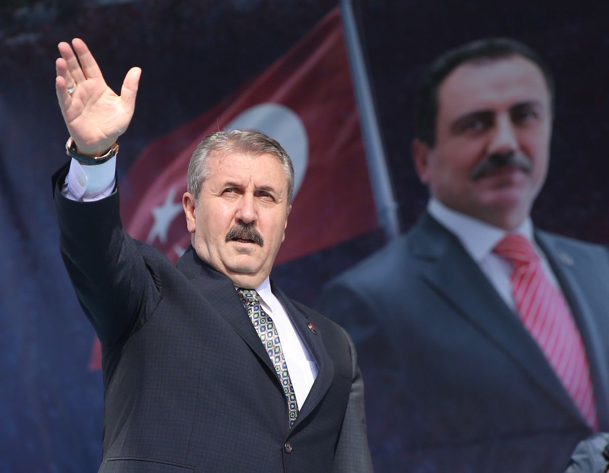 bbphabermerkezi's tweet photo. Hayırlı Pazarlar. 
Allah (cc) devletimize güç, milletimize BİRLİK ve dirlik nasip etsin. 🇹🇷🇹🇷🇹🇷
#MustafaDestici
#BüyükBirlikPartisi
#HayırlıPazarlar https://t.co/VioNtgP9rd