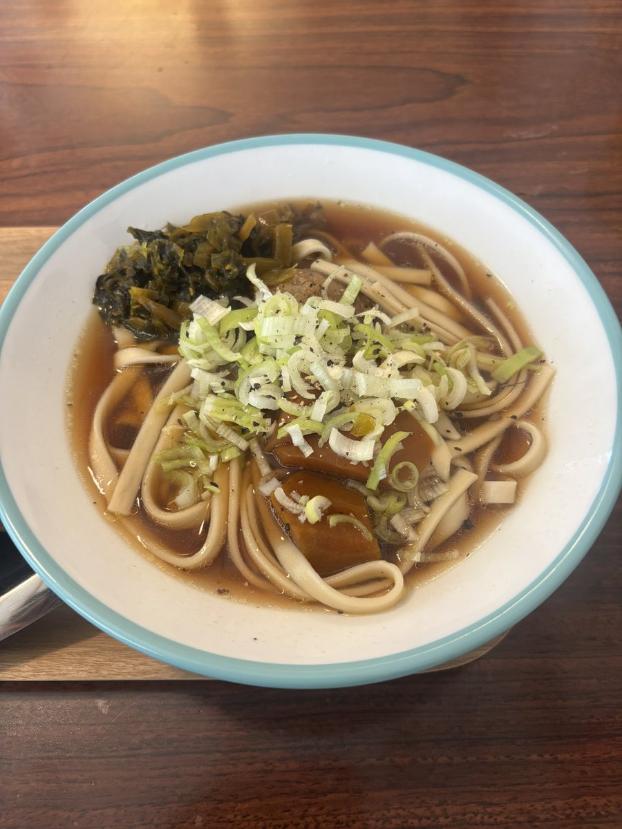 nonota412's tweet photo. 牛肉麺とミニルーロー飯　どりあん食堂さん　滋賀県大津市 https://t.co/2FkixHhiu6
