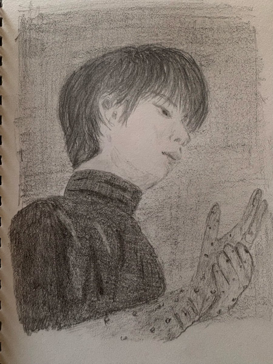 bibi1207no1's tweet photo. #Coutureonice
お写真を参考に描かせていただきました✏️どの角度から見てもイケメンですよね🤣
#羽クリエイティブ https://t.co/XGgOAk8TN9