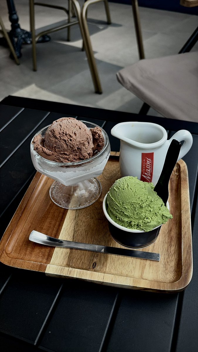 Dong__Yo's tweet photo. アフォガート☕️🍦 https://t.co/APPFTLB81A