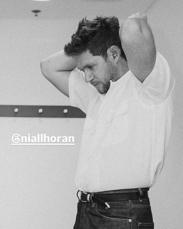 NHGALLERY93's tweet photo. OMFGGG? NIALL HORAN?? 😮‍💨

New pic of Niall Horan with Thomas Rhett! 

via Thomas Rhett Instagram stories. https://t.co/tVH28TuZhq