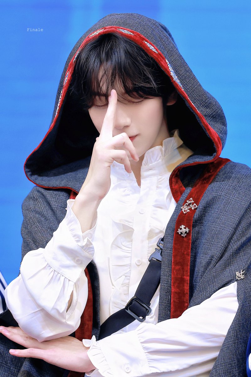 finalesoob's tweet photo. 260802 
#수빈 #SOOBIN #スビン
#투모로우바이투게더 #TXT https://t.co/YL8UrFFghn