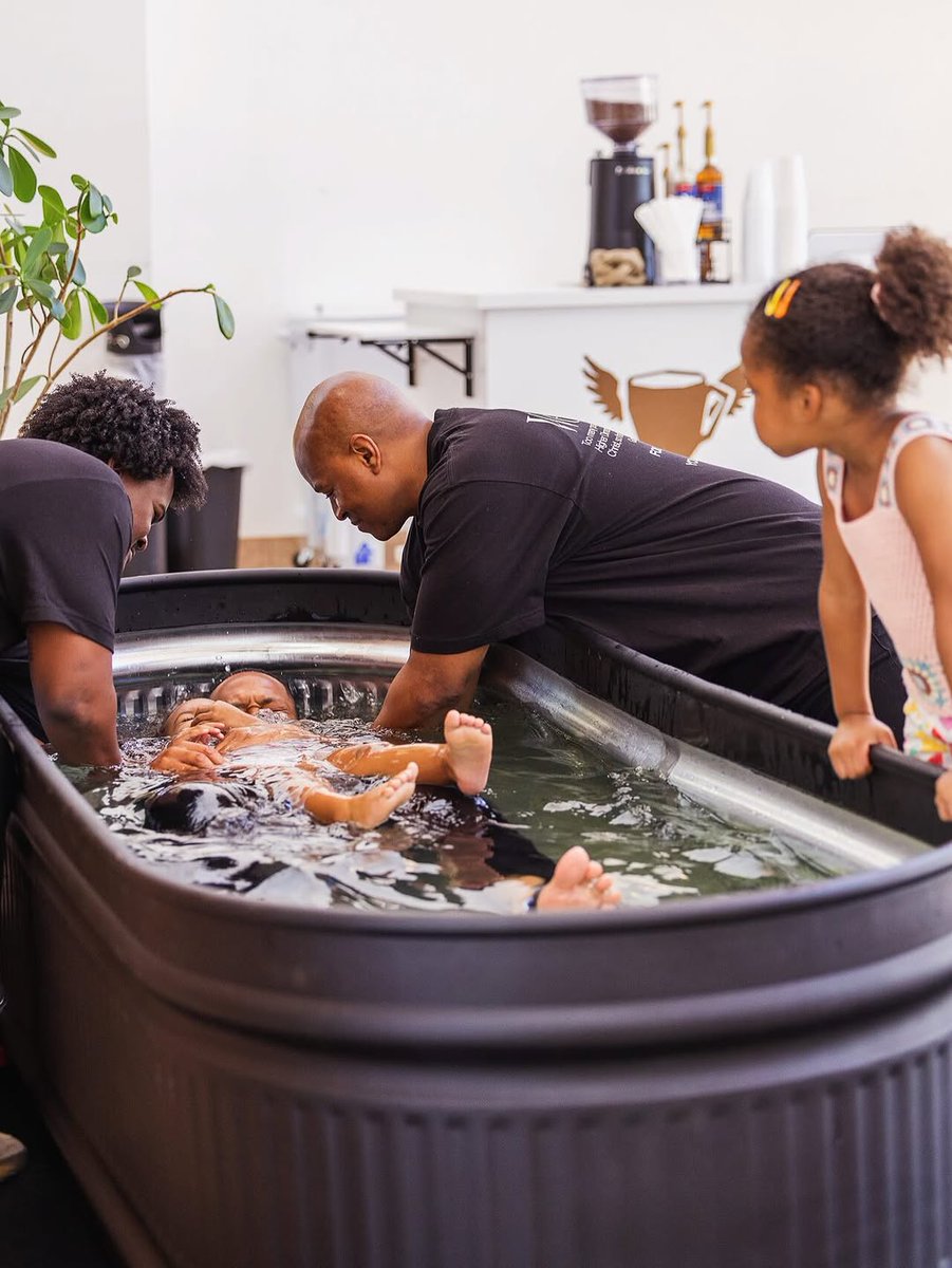 utdMaggie's tweet photo. Romeo Miller accepted Jesus christ and got baptized with his daughter https://t.co/Eu6vDolSF8