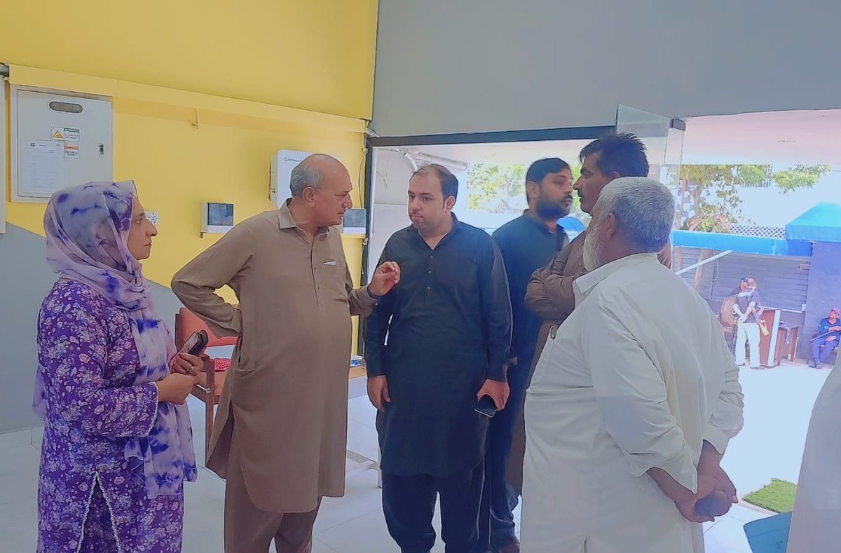 isardarabid's tweet photo. صدر پاکستان پیپلز پارٹی آزاد جموں و کشمیر ضلع ملیر سردار عابد کا جنرل الیکشن آزاد جموں و کشمیر 2026 مادر ملت گلشن حدید ملیر پولنگ اسٹیشن کا وزٹ https://t.co/HosfWChPWR