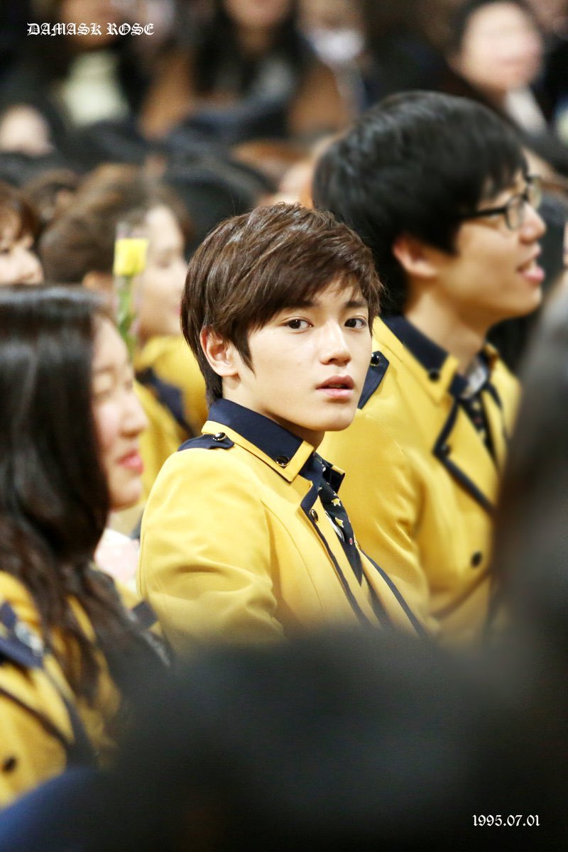riiy0ng's tweet photo. Waittttt..... don't tell me she showed this TAEYONG's photo to that guy ?????😭😭😭 

Taeyong from city university 😭😭 https://t.co/cLrwsSXAP1