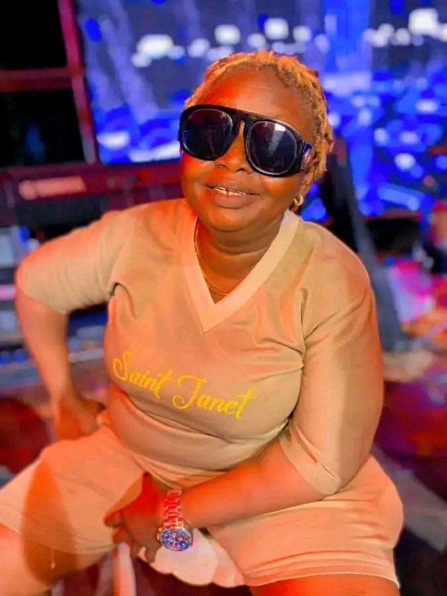 TheDamiForeign's tweet photo. Popular Nigerian Juju Singer Saint Janet Di€s After Brief Illness💔😭 https://t.co/WQ7LIwbKVQ