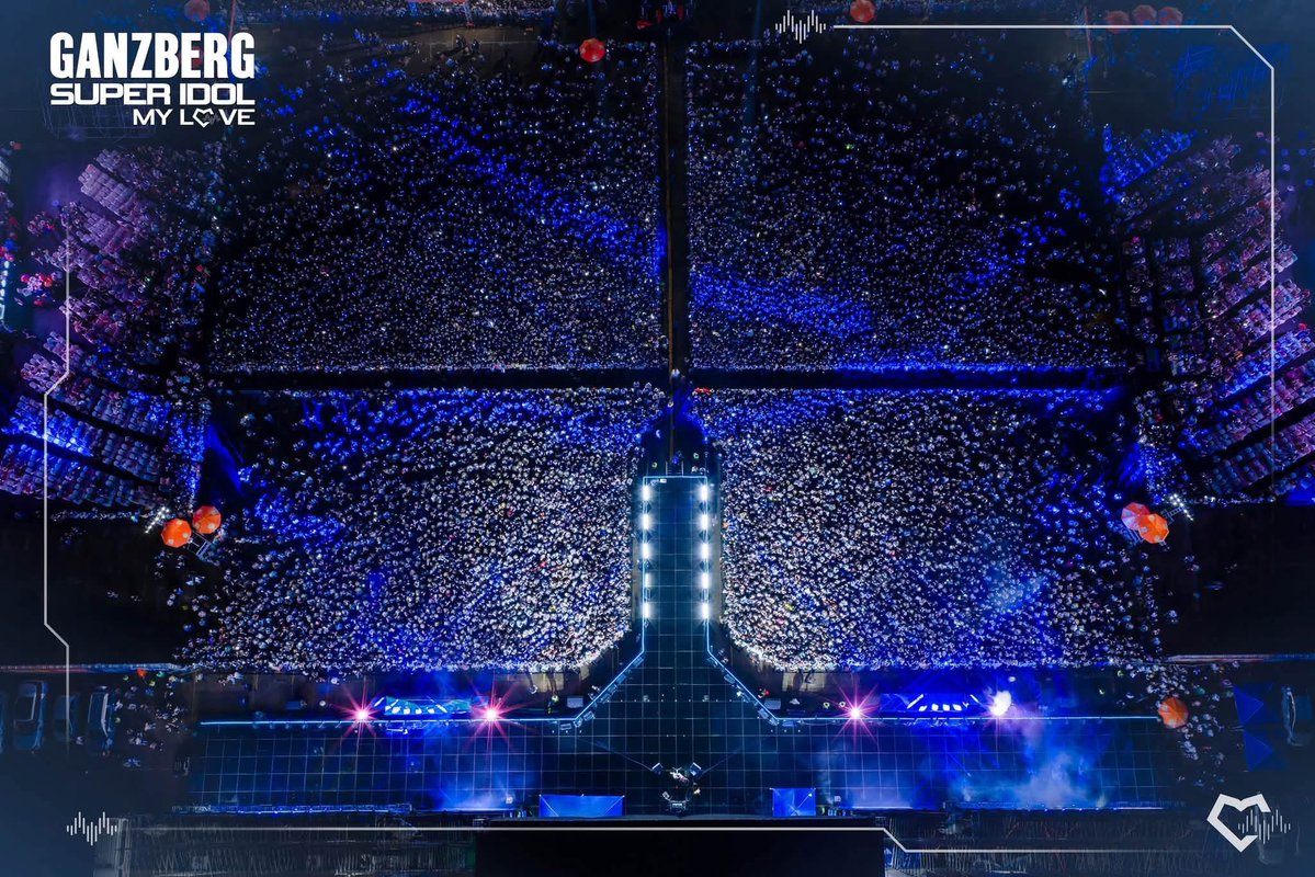 TheKJM_Base's tweet photo. [280802] Ganzberg Snow Facebook

‘So many fans attended tonight, it was absolutely packed 🔥 Just looking at the photos you can tell how awesome it was 🥰❄️’

**The PACKED crowd for #SUHO and D&amp;E’s Super Idol fest in Cambodia

🔗https://t.co/Qq47dJr0Wd

#수호 #준면 #金俊勉 #スホ https://t.co/SM6sjsavFf