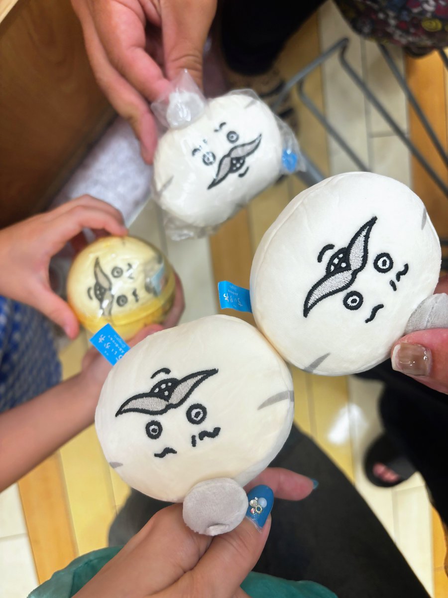 sxs1301's tweet photo. それぞれ回したら４まじろうでバーーーッwwww https://t.co/fJk7HAb5yW