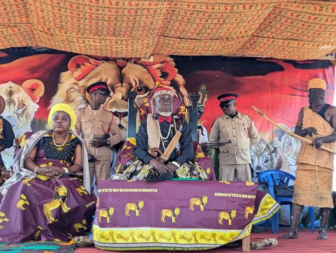 TourismZambia's tweet photo. Lubiinda Ntongo Traditional Ceremony 2026!

Held annually at the Mumena Royal Establishment in Kalumbila District, North-Western Province, the Lubiinda Ntongo Traditional Ceremony is a vibrant celebration of the Kaonde people's rich cultural heritage. 

#LubiindaNtongo2026 https://t.co/jA4aM0TxuK