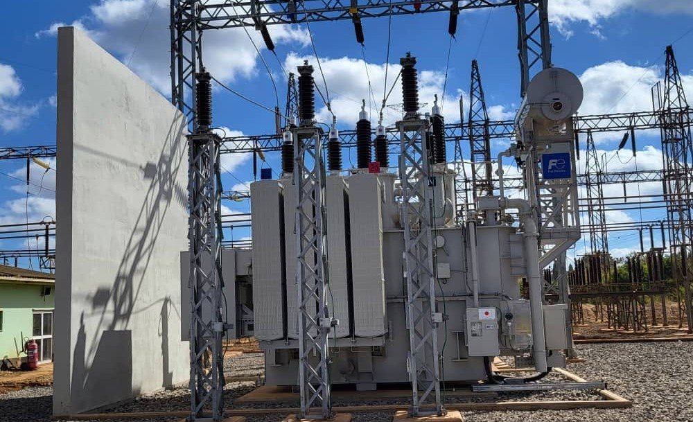 NationOnlineMw's tweet photo. #NationOnline

The Electricity Supply Corporation of Malawi (Escom) says it has experienced a system shutdown from 7:11am today, resulting in loss of power.

In a notice issued this morning,  Escom says its team is on the ground to establish the cause of the system shutdown. https://t.co/otacXkGCgT