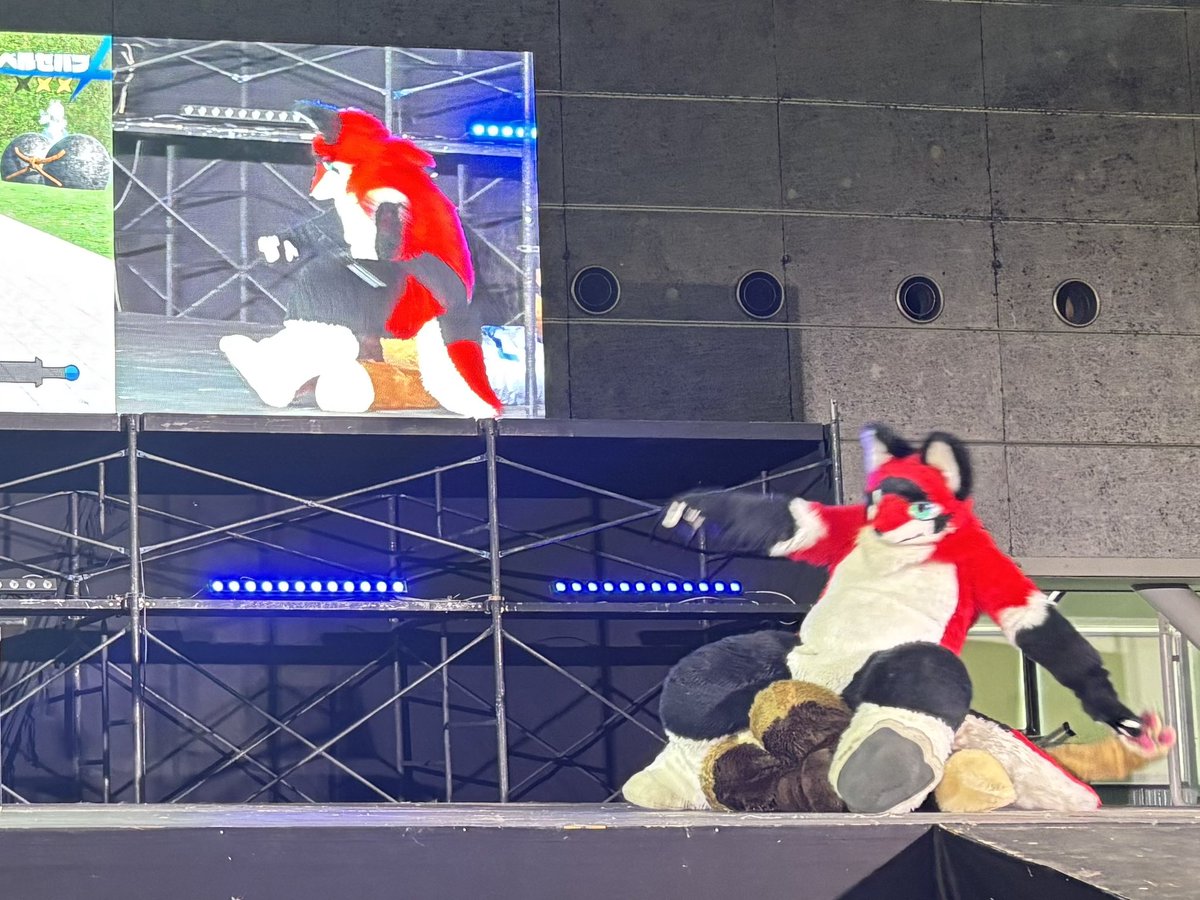 mayaAakmyzk's tweet photo. 物理的に潰されるこだぎー https://t.co/zzYySO4MuY