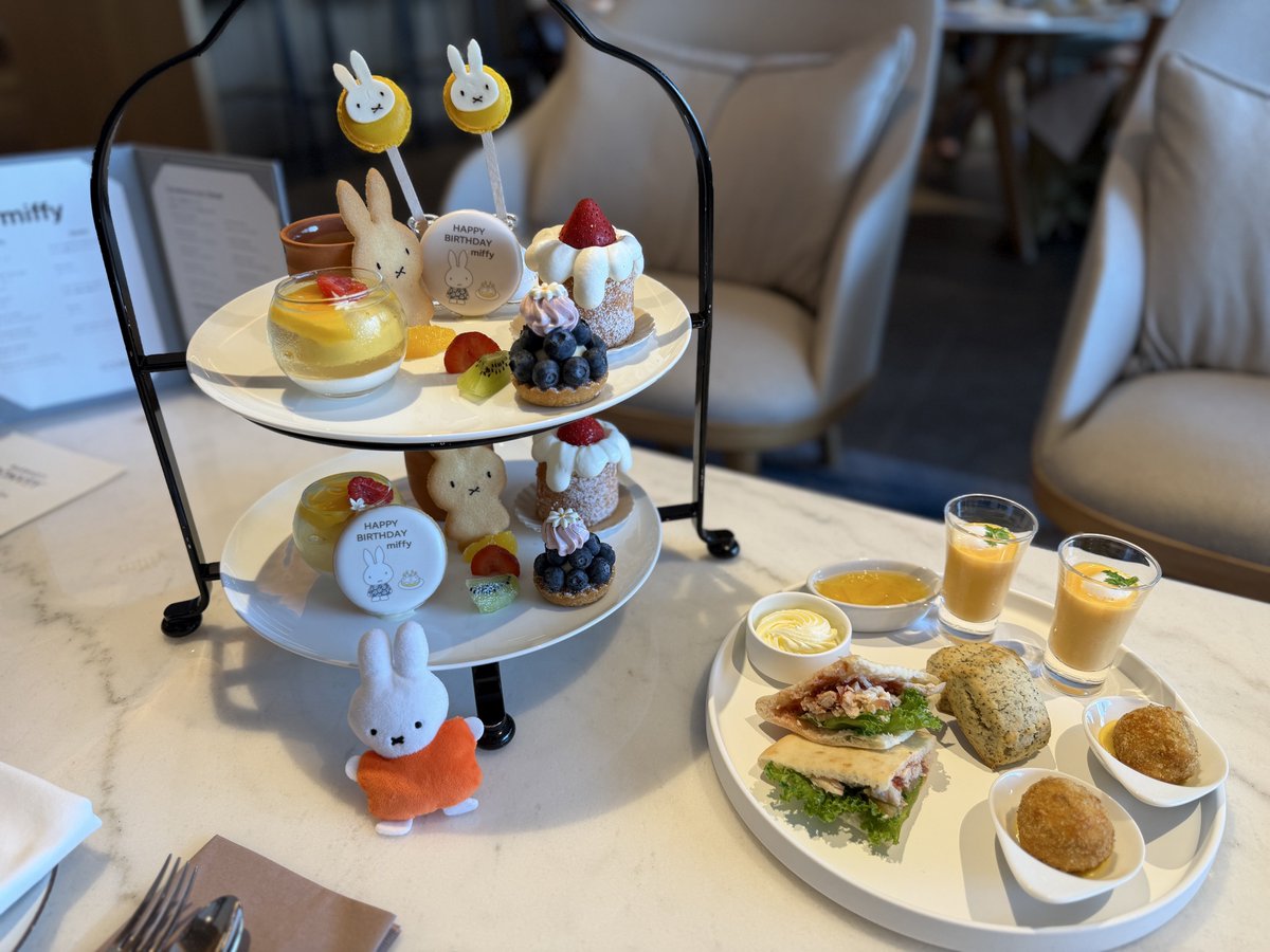 bnbn_bn_'s tweet photo. ミッフィーのアフヌン🐰🍰
かわいすぎて食べるの持ったないない https://t.co/U48PYDdkru
