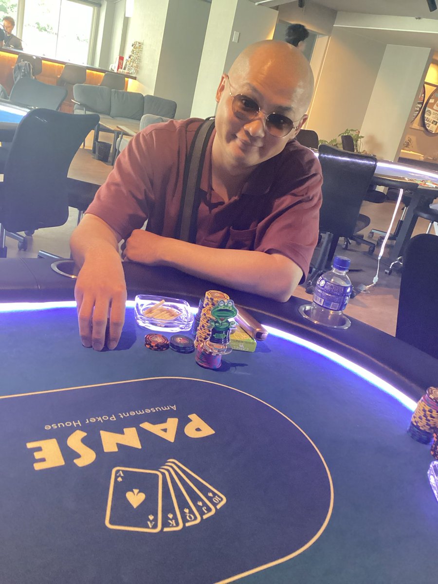 panse_poker's tweet photo. 本日開催中のSPADIE42day1 First Breakのチップリーダーはシバケンさんです！
105,300点 https://t.co/ygoYpcdfFM