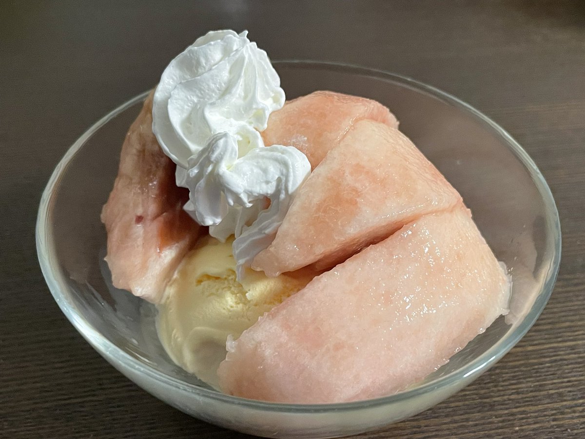 酒ザコ 本日の桃も美味い😋
